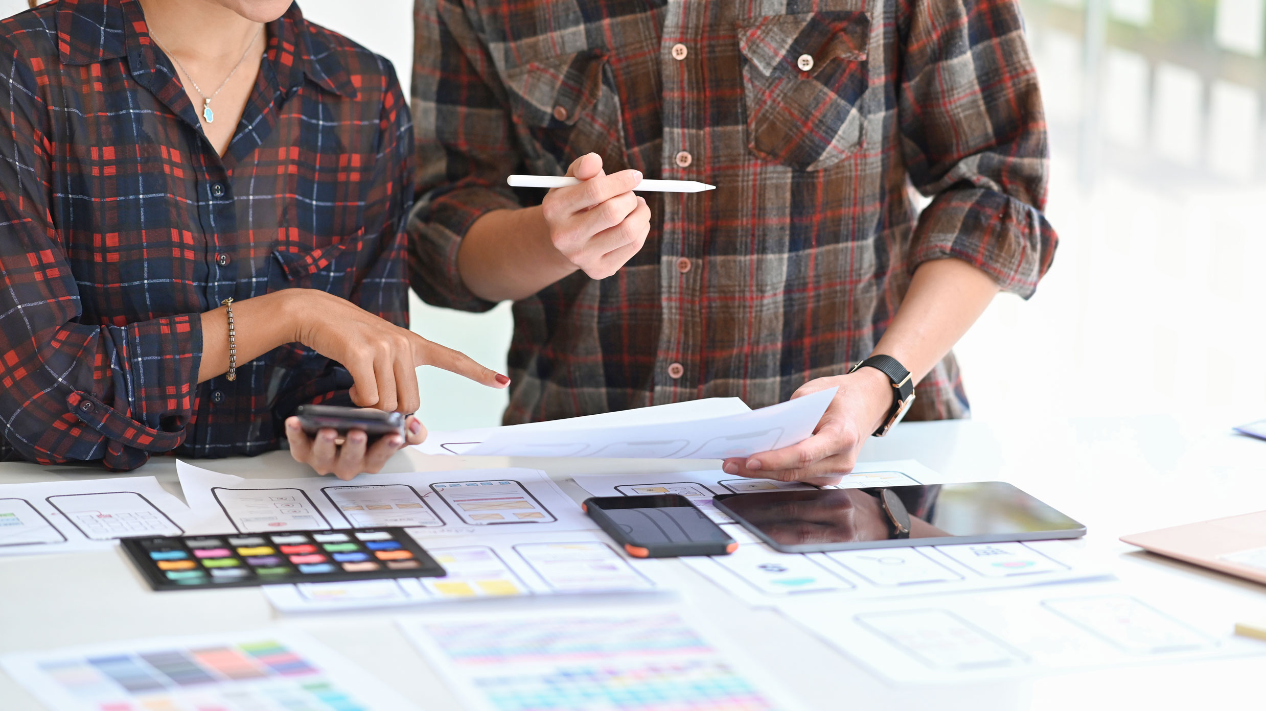 team-of-ux-designer-designing-a-wireframe-applicat-2022-05-01-02-20-36-utc